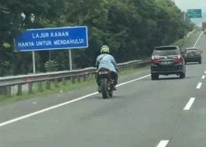 Duh! Pemotor Masuk Tol Purbaleunyi Gegara Ikuti Google Maps