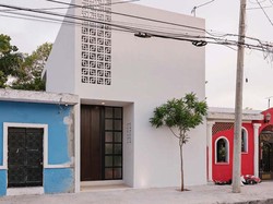 7 Foto Rumah Anti Sombong, Luarnya Sederhana Dalamnya Bikin Terpana