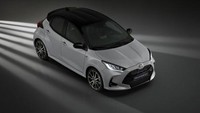 Toyota Yaris GR Sport hadir sebagai anggota baru di keluarga GR Sport. Yaris GR Sport yang dijual di Eropa ini mengusung teknologi hybrid yang mengombinasikan mesin 1.500 cc Dynamic Force bertenaga 116 daya kuda dengan motor listrik hybrid. Foto: Dok. Toyota Spanyol