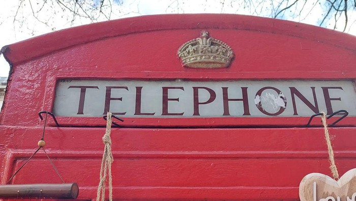 Unik dan Super Imut, Ini Coffee Shop Terkecil di London