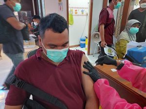 Info Vaksin Booster Surabaya, Simak 12 Jadwal dan Lokasinya