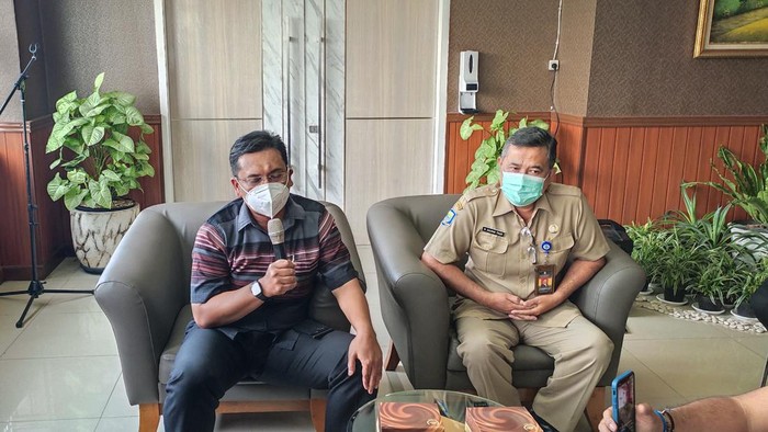Anggaran ponsel sultan DPRD Kota Bandung Rp 1,085 miliar akhirnya dibatalkan.
