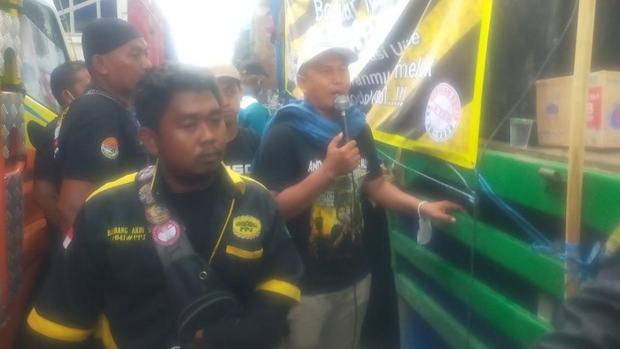 demo sopir truk