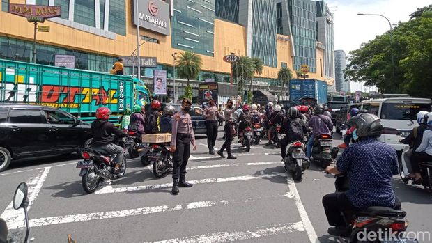 demo komunitas truk