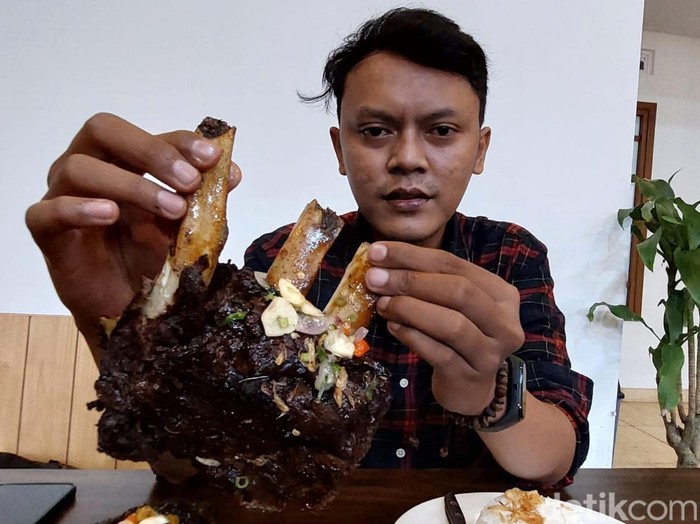 Iga Galabag, Iga Bakar Jumbo di Kota Bandung