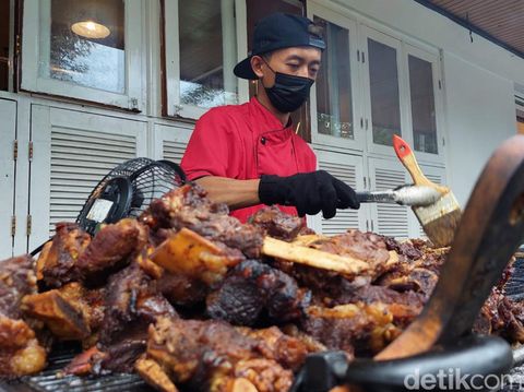 Iga Galabag, Iga Bakar Jumbo di Kota Bandung