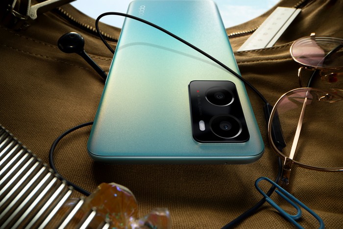 OPPO A76
