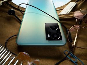 OPPO Luncurkan A76, Smartphone Lini Seri A Pertama dengan SuperVOOC