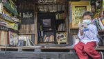 Ada Bale Buku di Sudut Perkampungan Kramat Jati
