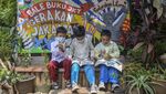 Ada Bale Buku di Sudut Perkampungan Kramat Jati