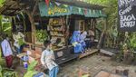 Ada Bale Buku di Sudut Perkampungan Kramat Jati