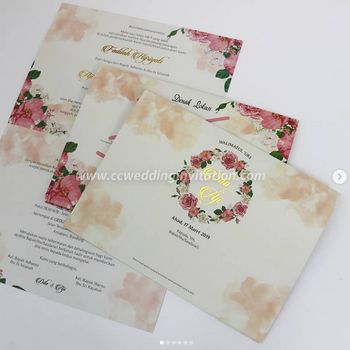 Rekomendasi undangan pernikahan aesthetic dari @ccweddinginvitation.