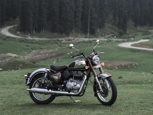 Spesifikasi Royal Enfield Classic 350 di Indonesia: Varian, Fitur, dan Harga