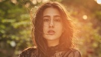 Sara kerap membagikan foto dan video momen lucu Ibrahim ke Instagram pribadinya. (Foto: Instagram @saraalikhan95) 