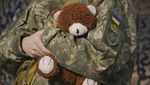 Sisi Lain Konflik Ukraina, Boneka Beruang hingga Kuku Warna-warni