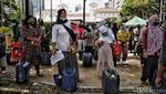 Warga Muara Angke Tuntut Anies Sediakan Air Layak Minum
