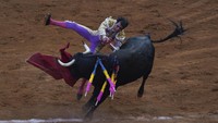 Atraksi adu banteng tak hanya populer di Spanyol. Kegiatan ini juga kerap digelar di Meksiko dan memiliki peminat yang cukup banyak.