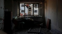 Konflik Rusia-Ukraina kian tegang usai Vladimir Putin mengakui dua negara yang mendeklarasikan diri pecah dari Ukraina. Dua negara itu adalah Republik Rayak Donetsk, dan Republik Raykat Luhansk. REUTERS/Gleb Garanich.