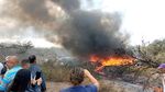 Detik-detik Helikopter Jatuh dan Terbakar di Venezuela