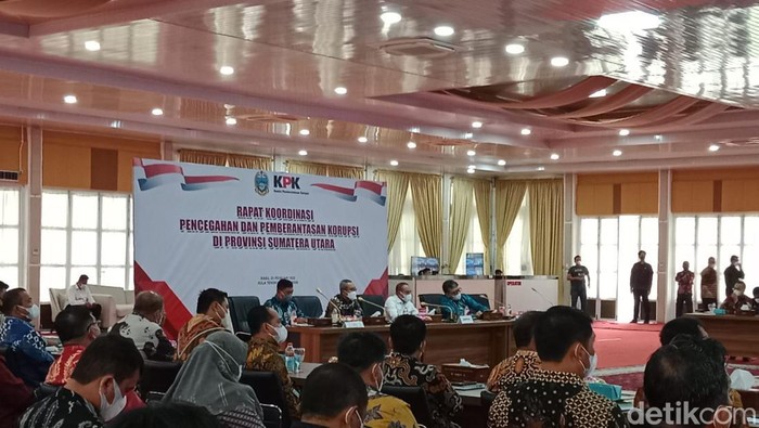 Edy Rahmayadi meminta KPK membina kepala daerah di Sumut