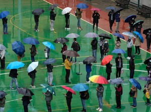 Hong Kong Lakukan Tes Massal Warganya di Tengah Lonjakan Kasus COVID-19