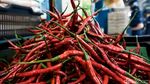 Selain Minyak Langka, Harga Cabai di Pasar Tradisional Juga Naik Nih