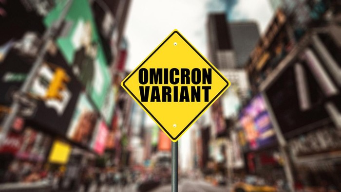 covid omicron variant alert street sign