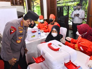 Kapolri Minta Vaksinasi Booster untuk Lansia Dimaksimalkan