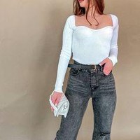 Pemilik akun @katiusha2882 ini sendiri kini punya lebih dari 33 ribu follower dan kontennya sudah disukai lebih dari 524 ribu kali. Selain soal wajib militer, kati juga sering menampilkan dirinya bergaya sebagai model.Foto: Instagram @katya_matviykiv