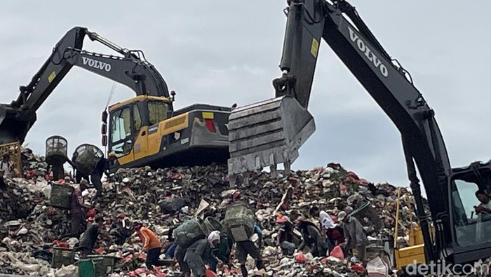 Mau Olah Sampah Jadi Bahan Bakar, Anies Bangun RDF Plant di Bantargebang Pemprov DKI Jakarta mulai membangun fasilitas pengolahan sampah baru dengan metode RDF Plant di TPST Bantargebang. Metode itu dapat olah sampah jadi bahan bakar
