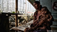 Pantauan di lapangan tampak bangunan liar milik warga tersebut telah diberikan tanda oleh petugas. Sebanyak 130 bangunan liar di kawasan itu akan ditertibkan oleh petugas dalam waktu dekat.