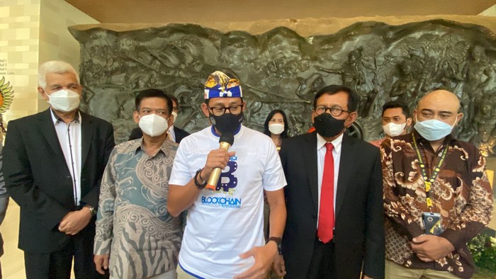Menparekraf Sandiaga Salahuddin Uno saat kunjungi acara Bali Token.