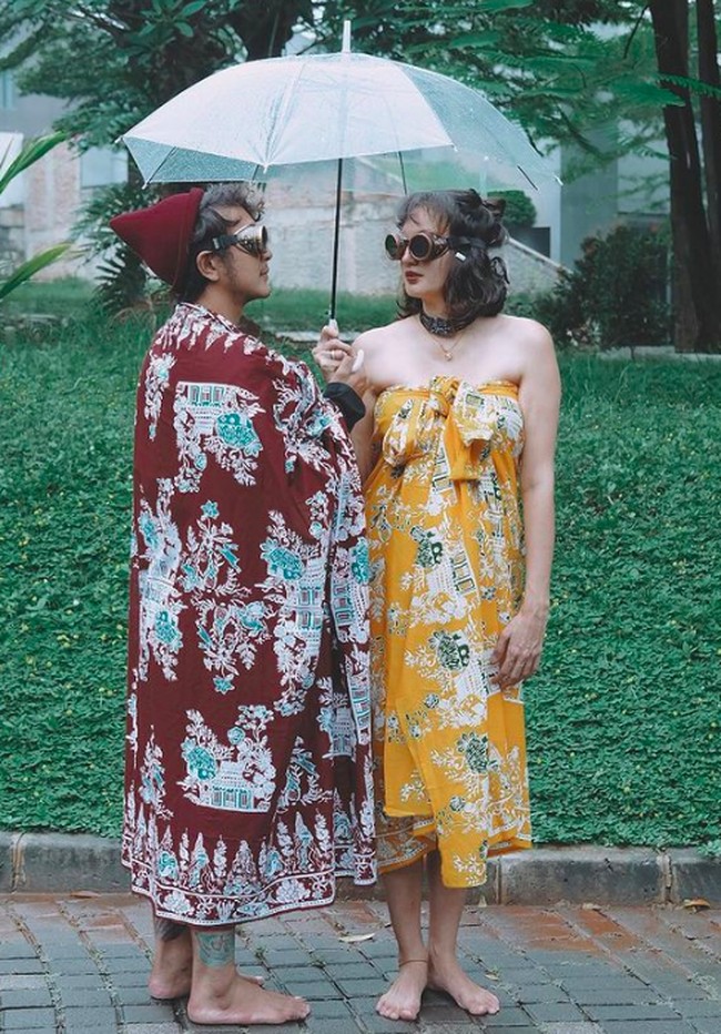 Selama kehamilan, Nadine dan Dimas sepakat bahwa mereka tidak ingin mengetahui jenis kelamin anaknya. “Kami inginnya begitu lahir cewek atau cowok, kami syukuri,” ungkap Dimas, dalam konferensi pers secara daring. Foto: dok. Instagram/@nadinelist