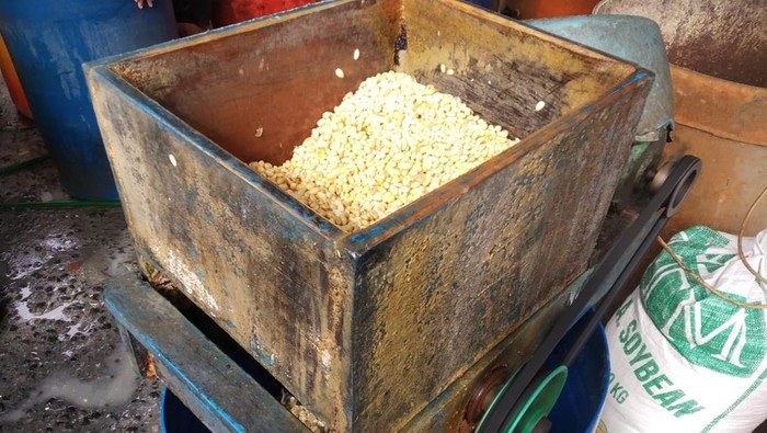 Perajin tahu tempe mengakhiri aksi mogok dan mulai berproduksi