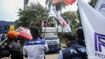 Protes JHT, Buruh Geruduk BPJS Ketenagakerjaan Kabupaten Bekasi
