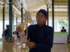 Ini Dia Sosok Abdi Dalem Perawat Wayang Kulit Keraton Jogja