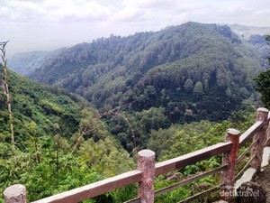 Apa Kabar Tebing Keraton? Pernah Hits Pada Masanya