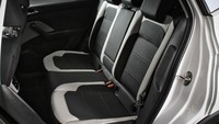 Bangku baris kedua dari Volkswagen T-Cross. Foto: Volkswagen