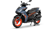 Pilihan warna Aerox 2022 khusus pasar Thailand ini harus diakui cukup sporty. Misal pada varian standar, menggunakan warna biru kombinasi hitam dengan velg berwarna orange yang menyala. Foto: Dok. Yamaha Thailand