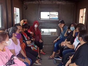 Panti Pijat Plus-plus Berkedok Salon di Padang Digerebek, 14 Orang Diamankan