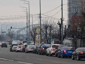 WNI yang Mengungsi Laporkan Situasi Terkini di KBRI Kiev