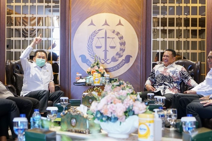 Bamsoet dan ST Burhanuddin