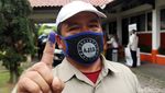 Warga Antre demi Minyak Goreng Rp 14.000/Liter