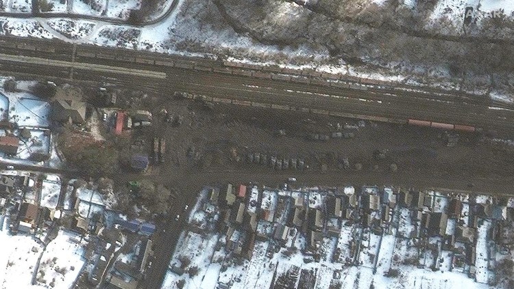 Foto Satelit Pergerakan Pasukan Rusia ke Ukraina Februari 2022 Foto Satelit Pergerakan Pasukan Rusia ke Ukraina Februari 2022 dari satelit Maxar Technologies.