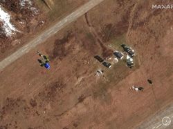 Foto Satelit Ungkap Pergerakan Militer Rusia ke Ukraina