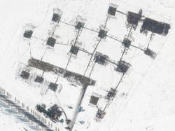 Foto Satelit Ungkap Pergerakan Militer Rusia ke Ukraina