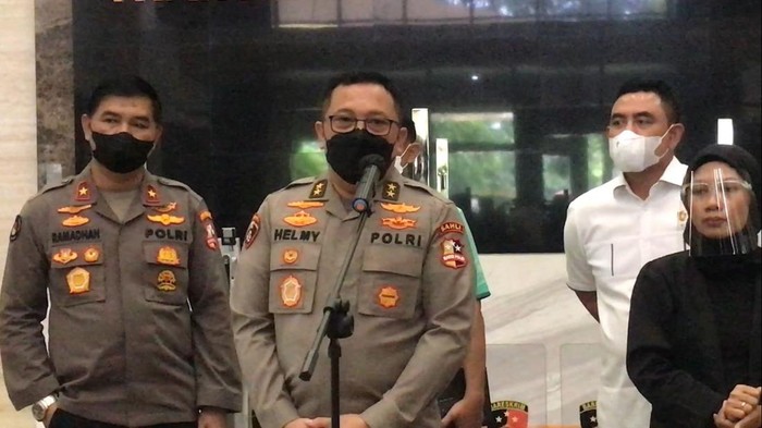 Kasatgas Pangan Polri, Irjen Helmy Santika