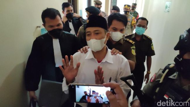 M Kace saat akan menjalani sidang tuntutan di PN Ciamis.