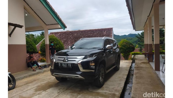 Mobil baru pejabat Cianjur.