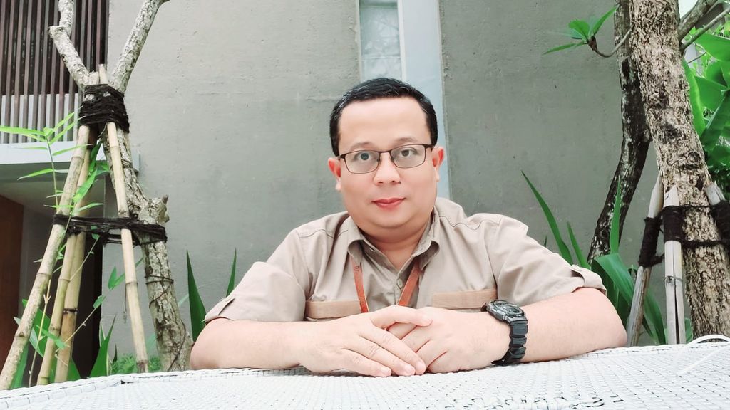 Pelaksana Tugas (Plt) Kepala Biro Humas, Data, dan Informasi Thobib Al Asyhar
